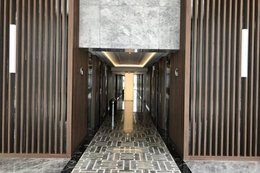 Homy 2 Bedroom Apartment Near Shopping Malls Jakarta Exterior photo