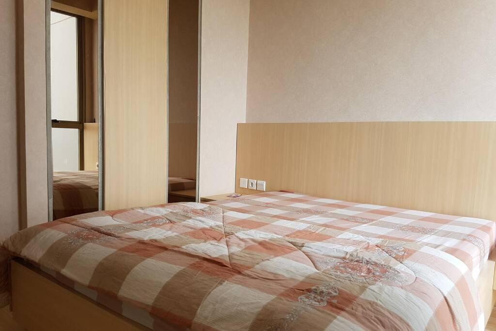 Homy 2 Bedroom Apartment Near Shopping Malls Jakarta Exterior photo
