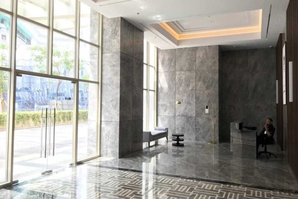 Homy 2 Bedroom Apartment Near Shopping Malls Jakarta Exterior photo